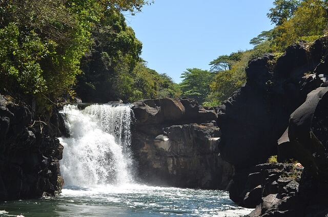 Cascade de Grande Rivière Sud-Est