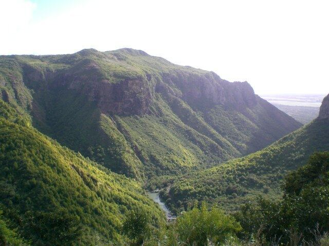 Tamarind Falls (Sept Cascades)